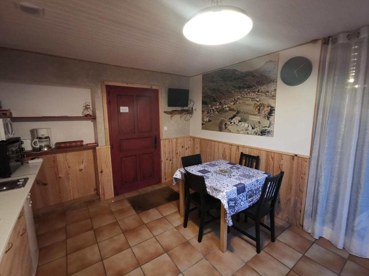 Gite Ha-Py Chalet Campan Exteriör bild